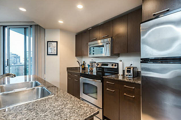 1407 1212 Howe St. Vancouver 3