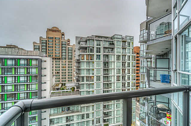 1407 1212 Howe St. Vancouver 15