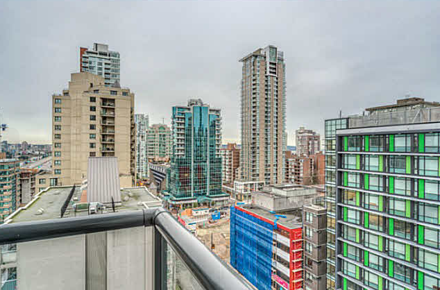 1407 1212 Howe St. Vancouver