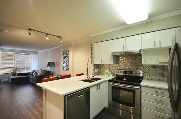 300 1224 Hamilton St., Vancouver 4