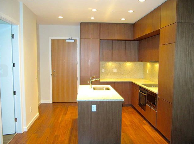 412 1205 Howe St., Vancouver 3