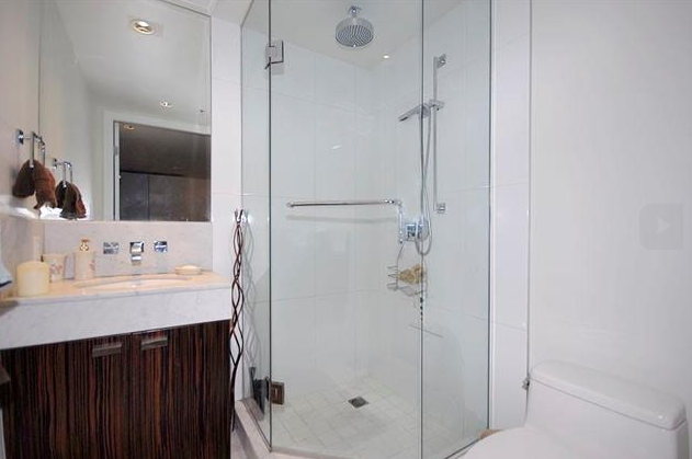 2403 788 Richards St., Vancouver 4