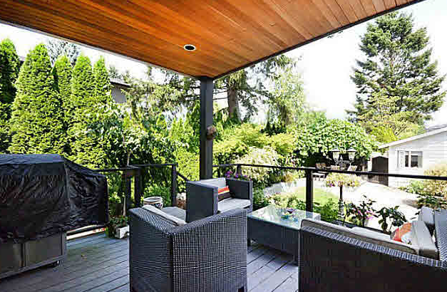 Chesterfield Ave North Vancouver