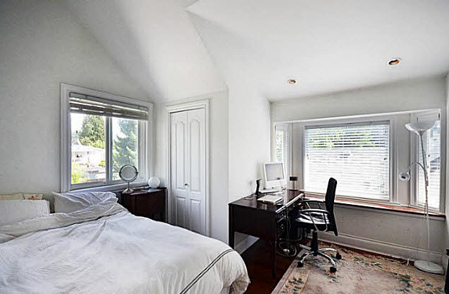 Chesterfield Ave North Vancouver