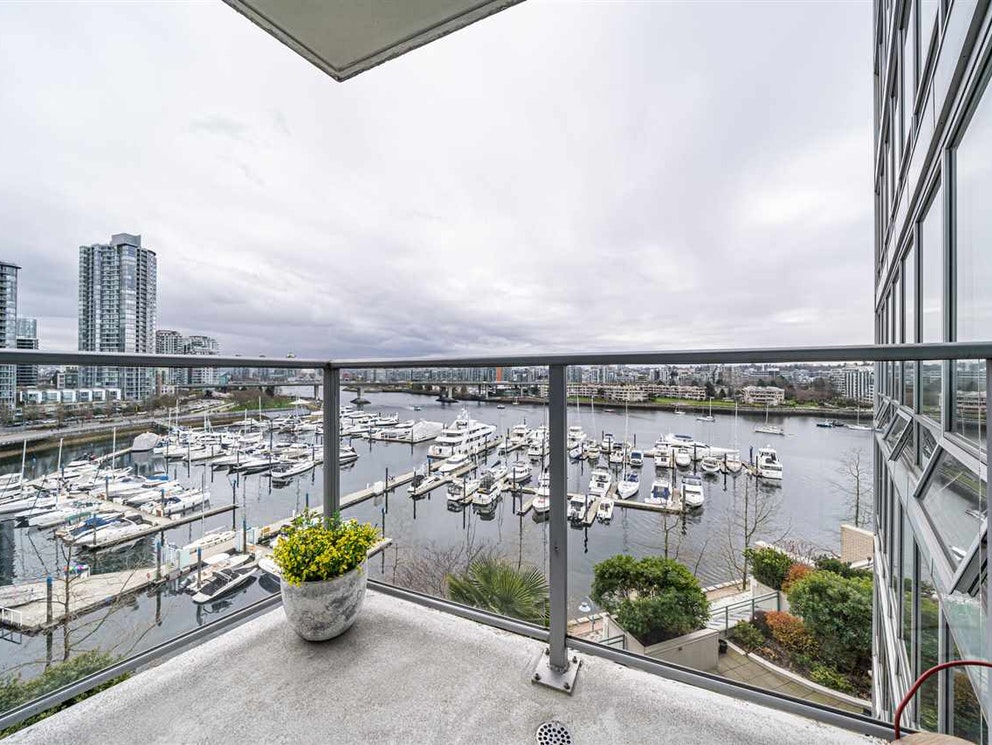 901 1228 Marinaside Crescent, Vancouver
